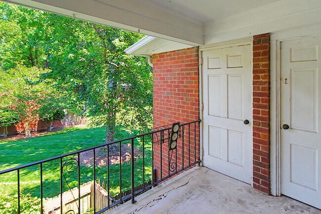 Building Photo - 4121 Walker Rd