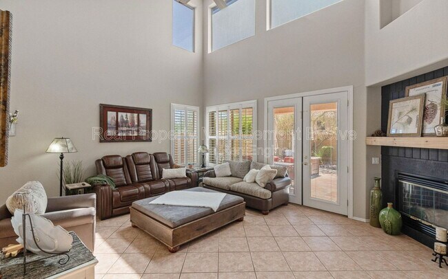 Building Photo - 3331 W Hemingway Ln