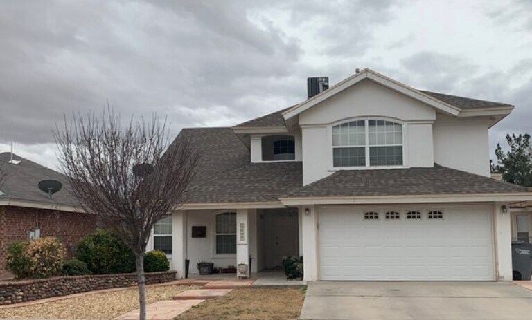 Easy access to Loop 375 and nearby Starbucks - 12280 Red Sun
