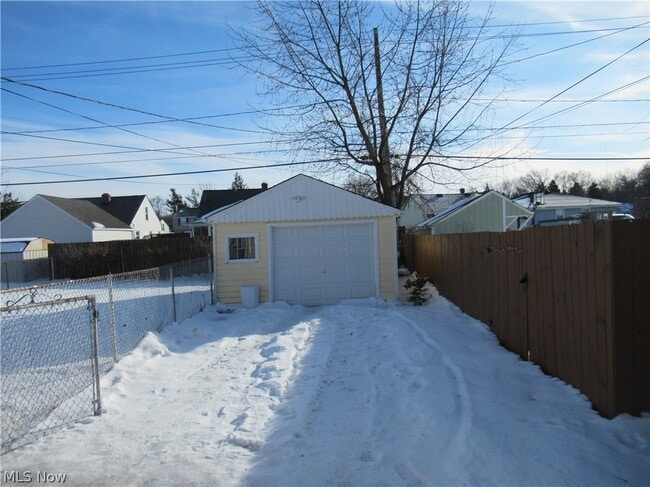 Building Photo - 1403 Dawnwood Dr