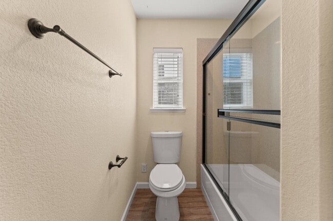 Building Photo - 510 15th St