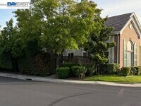 Building Photo - 4404 Bangor Ct