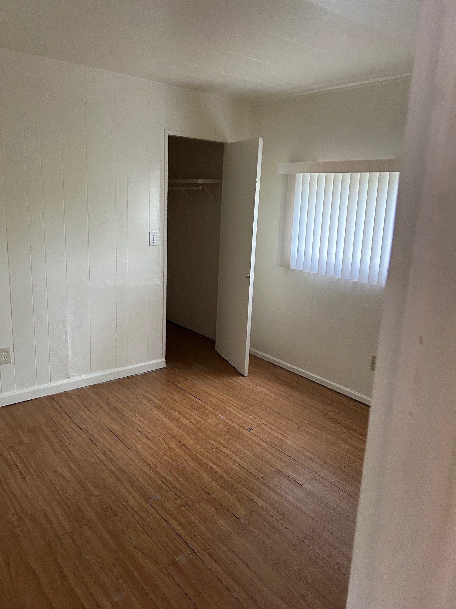 Building Photo - 18395 Oasis Rd