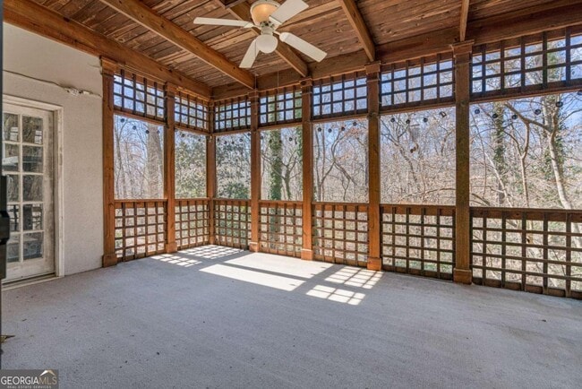 Building Photo - 275 Sageglen Rd