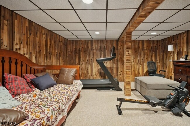 Building Photo - 5 Trombley Dr