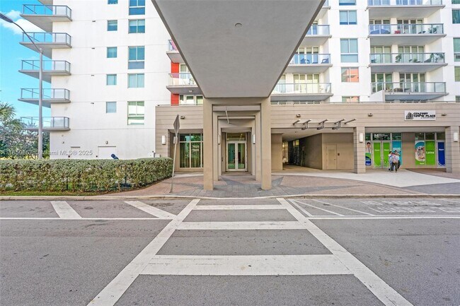 Building Photo - 7825 NW 107th Ave