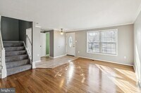 Building Photo - 10603 Tuppence Ct