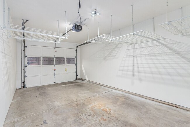 Building Photo - 1410 Bacchus Dr