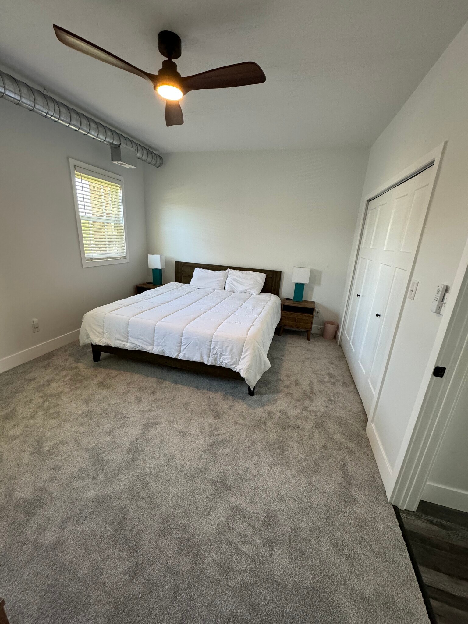 King bedroom 2 - 664 New Castle Road