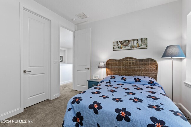 Building Photo - 452 Quail Vista Dr