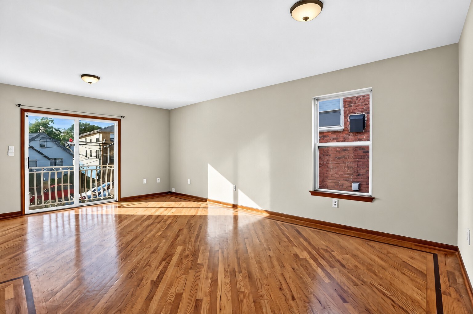 Building Photo - 921 Jefferson Ave