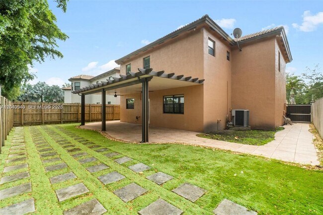 Building Photo - 24301 SW 112 CT