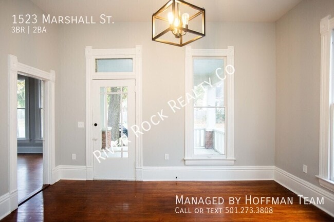 Building Photo - 1523 Marshall St