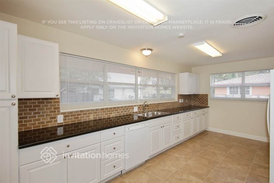 Building Photo - 2151 NW 30th Terrace