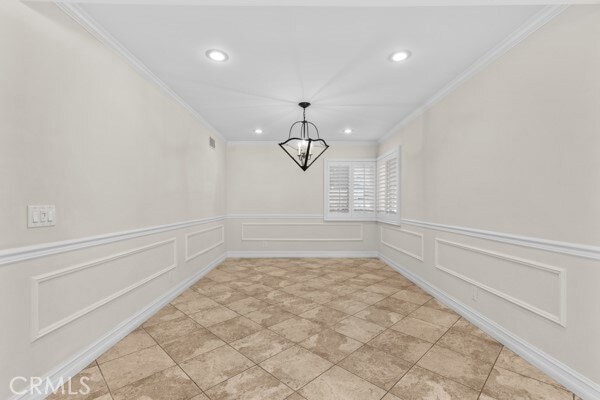 Building Photo - 3150 Dona Maria Dr