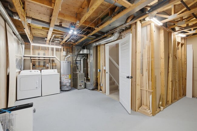 Building Photo - Updated 3BR End-Unit Townhome in Ashburn Farm