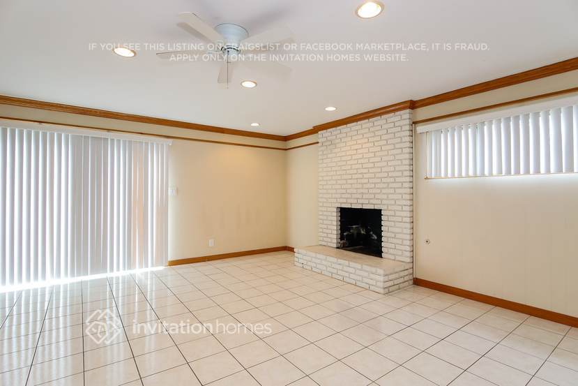 Building Photo - 13403 Traub Ave