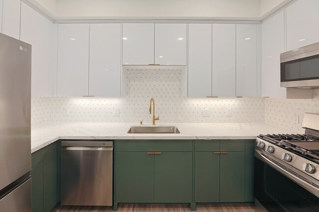 Building Photo - 4000 Mont Clair Street