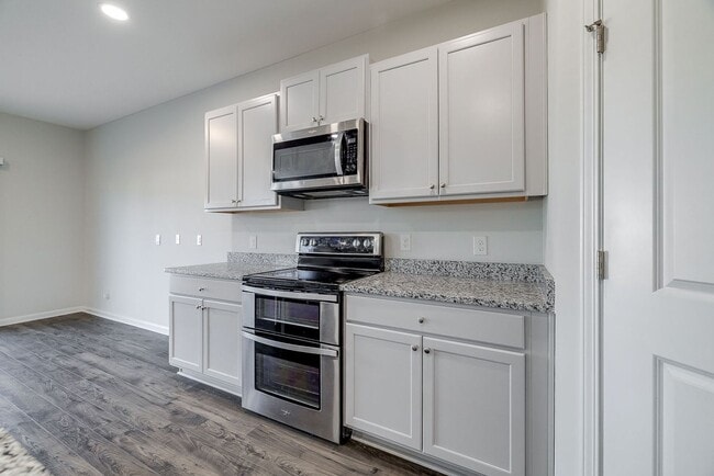 Building Photo - Spacious 5BR Home with Loft & Smart Features in Rincon