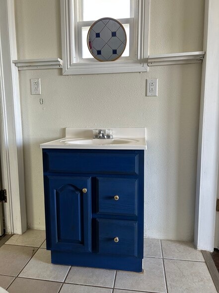 Building Photo - 123 North St