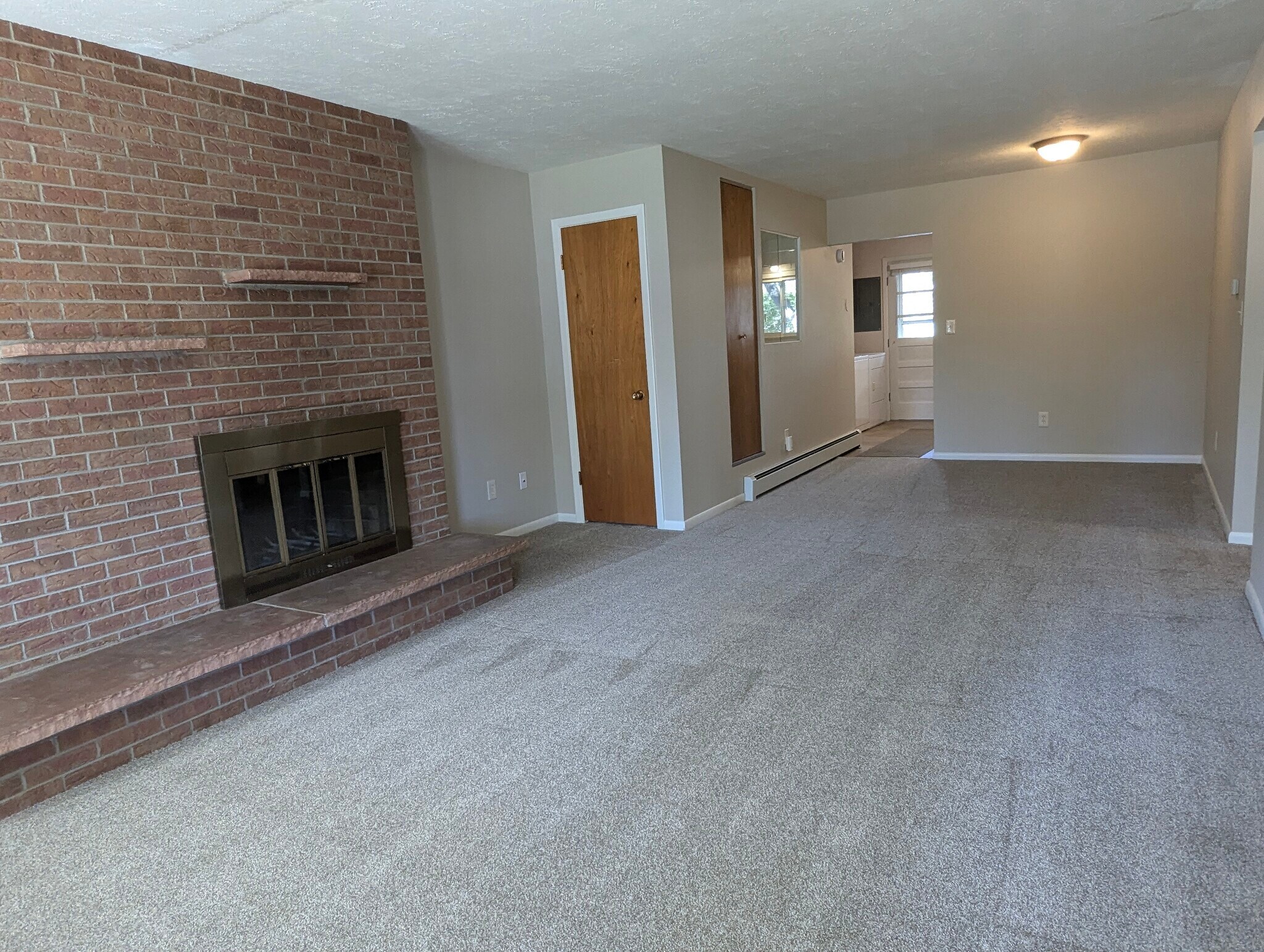 Living room with dining area - 2143 19th Avenue