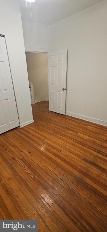 Building Photo - 411 Bonsal St