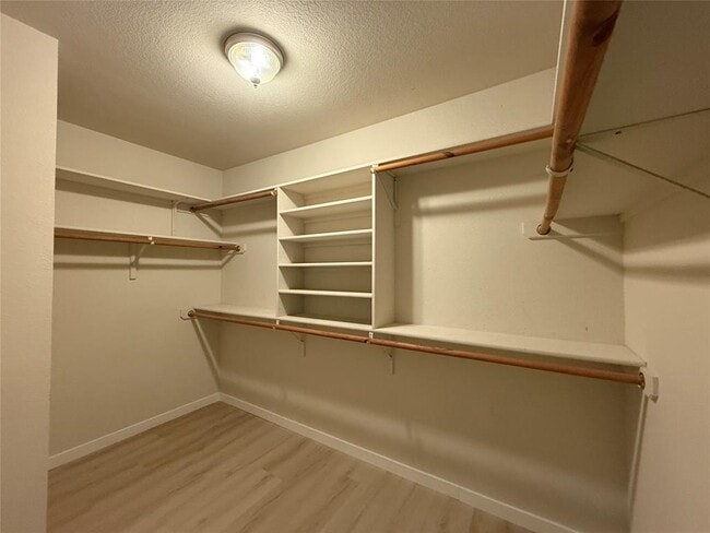 Building Photo - 8908 Lanna Bluff Loop