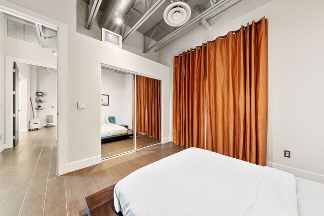 Building Photo - FULLY FURNISHED INDUSTRIAL LOFT SYTLE HOME