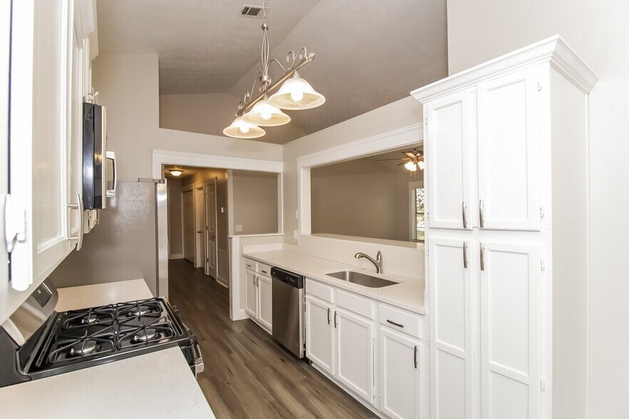 Building Photo - 2735 Country Creek Way NW