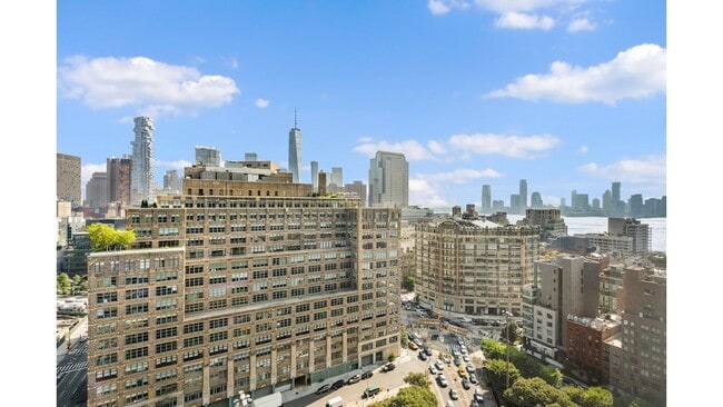 Building Photo - 111 Varick St