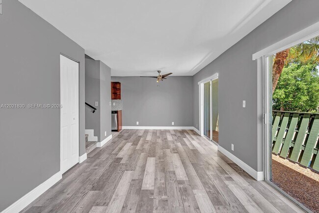 Building Photo - 8911 NW 28th Dr