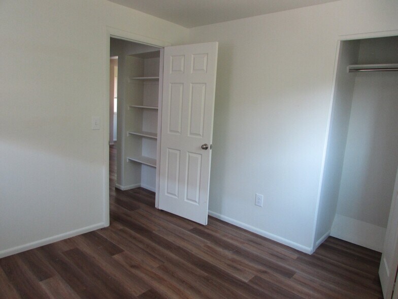 Building Photo - 278 Quince St