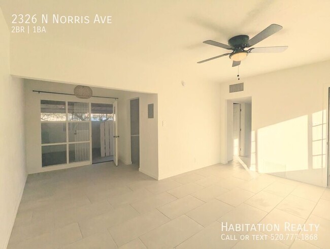 Building Photo - Remodeled 2Bed/1Bath with Designer Touches...