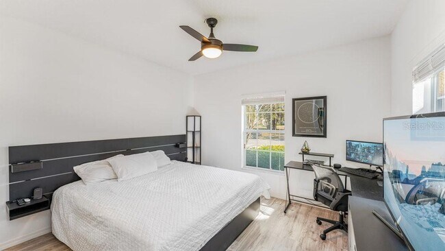 Building Photo - 3 Bedroom 3 Bath Kissimmee Emerald Lake Townhome with 2 Master Suites and Stainless Appliances!