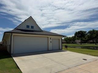 Building Photo - 100 Titleist Ln