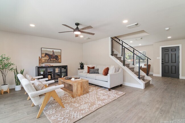 Primary Photo - 21450 Bubbling Creek