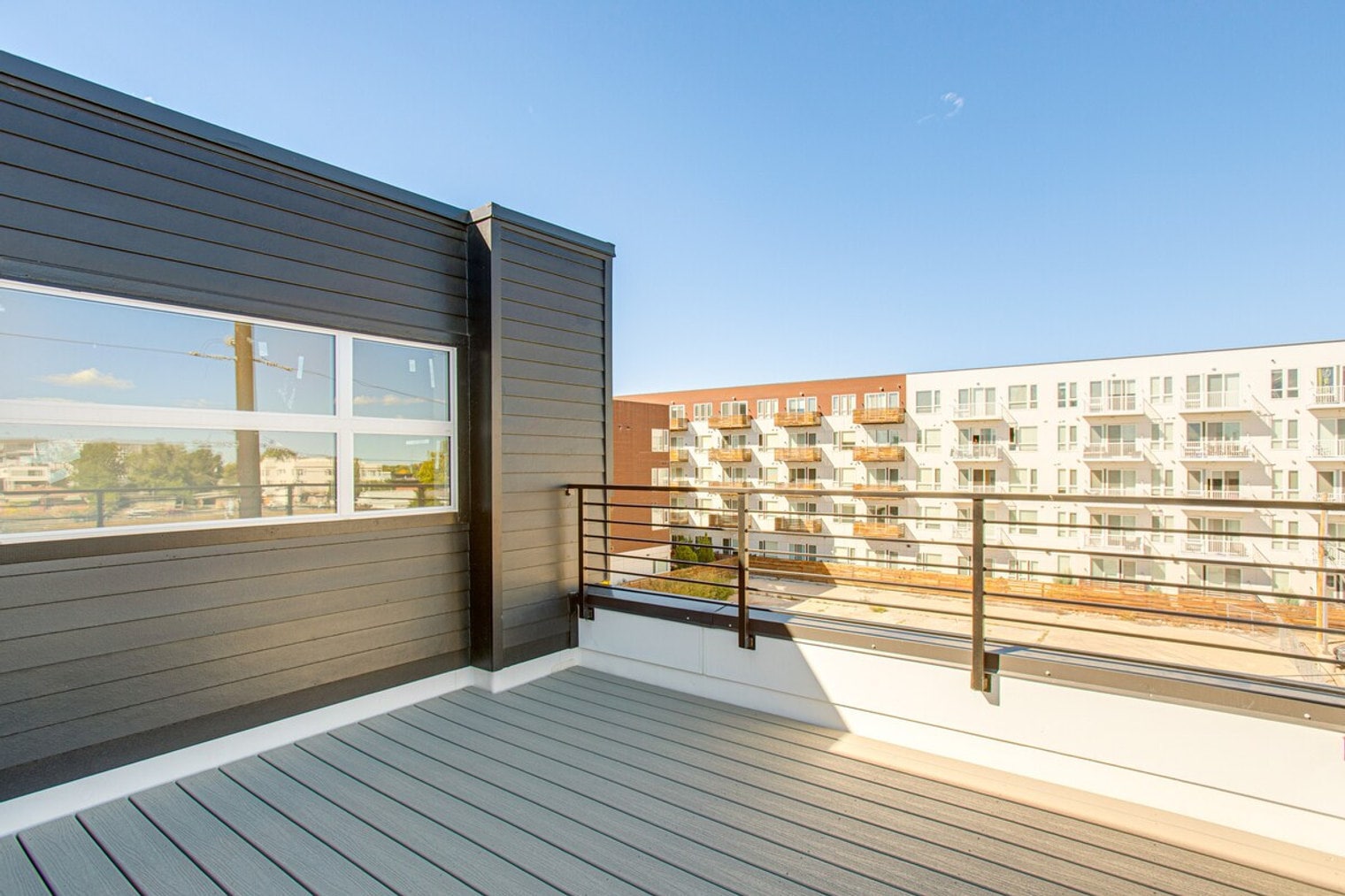 Building Photo - 4100 E Warren Ave