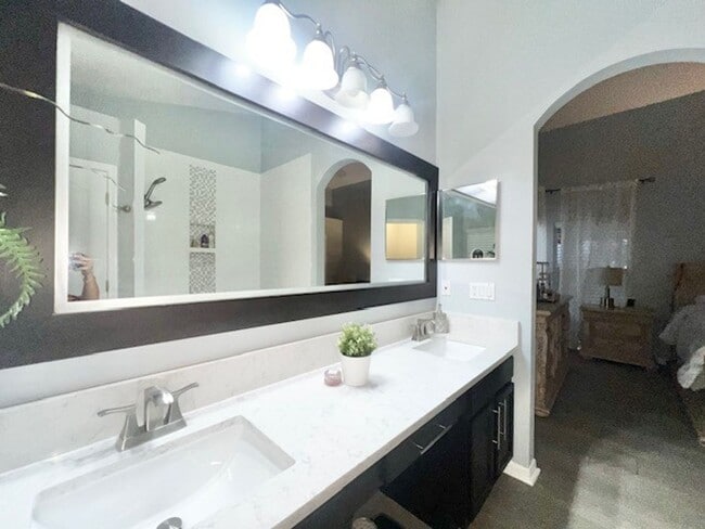 Building Photo - Amazing 4x2 in Lake Nona!! Gated Nona Crest! All tile flooring!! 2 car garage!