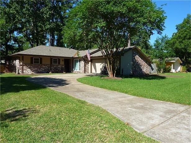 Primary Photo - 12811 Butterfly Ln