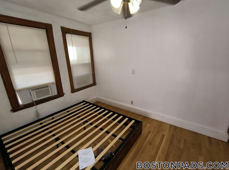 Building Photo - 200 Highland St