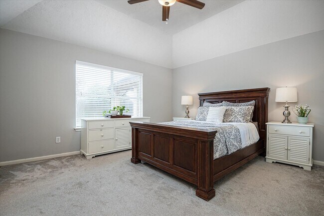 Building Photo - 5830 Whitwell Dr