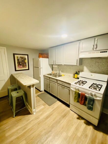 Kitchen area - 7901 Provident St