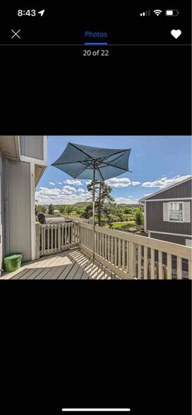 Building Photo - 2080 Oakcrest Cir