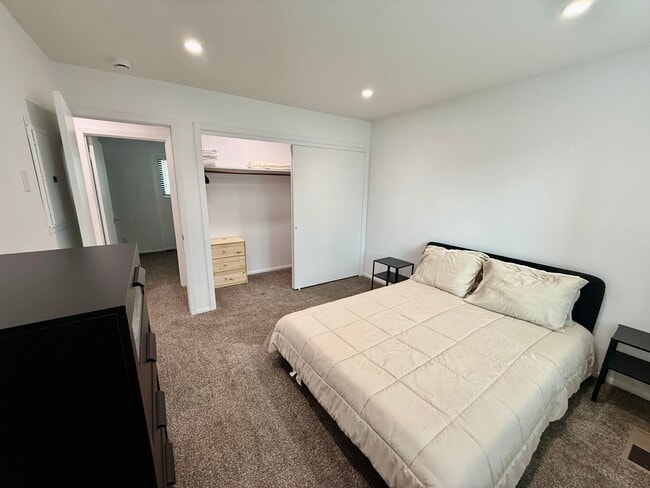 Building Photo - 41 Ridgecrest Dr