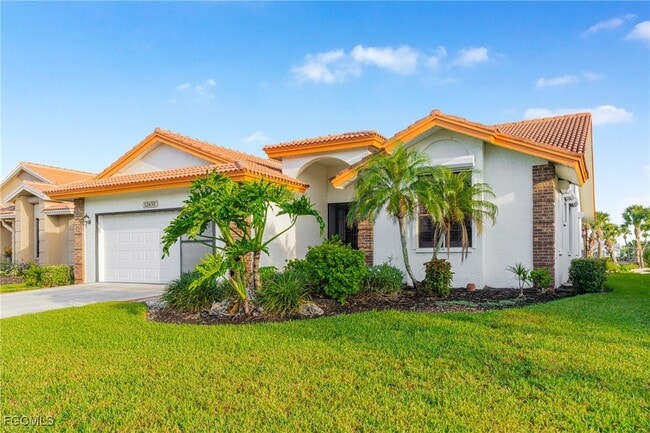 Building Photo - 12630 Kelly Palm Dr