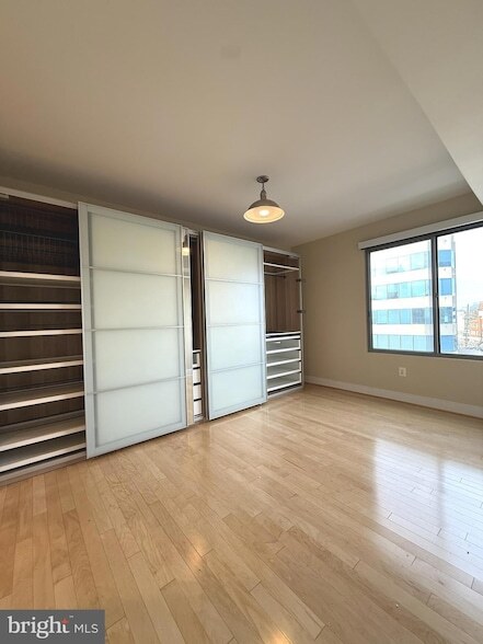 Building Photo - 4101 Albemarle St NW