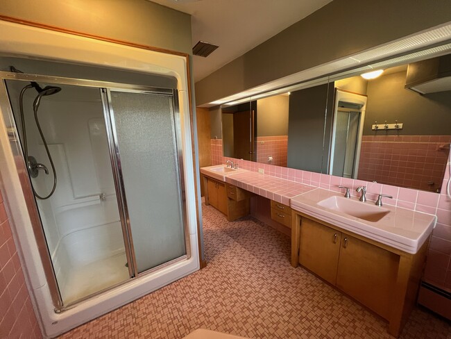 Building Photo - 5463 Rd 107