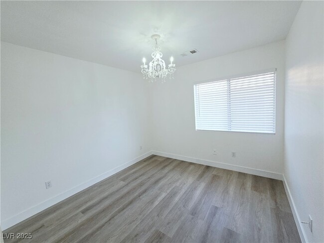 Building Photo - 8528 W Gilmore Ave