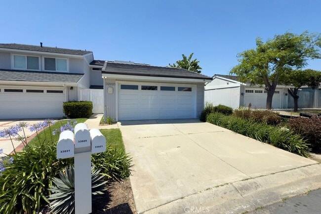 Building Photo - 33925 Faeroe Bay