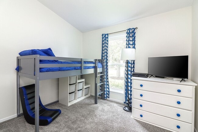 Building Photo - 2280 Bannister Ln